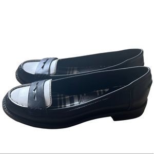 Bass Women's Brookfield Black and White Loafer - Size 7M
